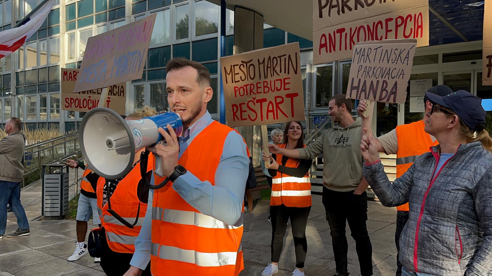Verejný protest za férovú parkovaciu politiku